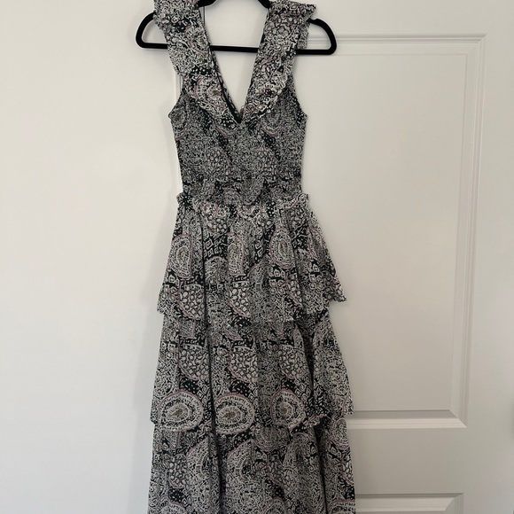 Chic Paisley Ruffle Dress - Picture 2 of 2